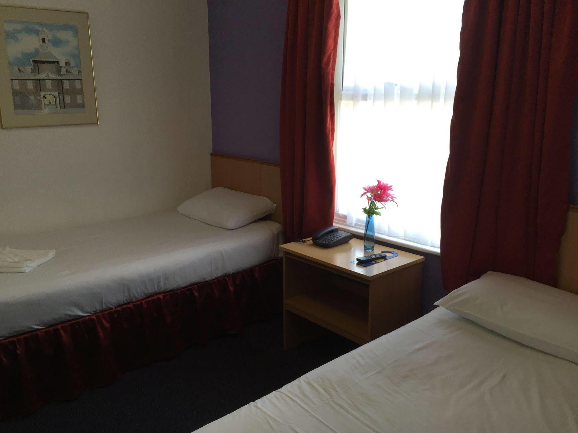 Euro Hotel Wembley Buitenkant foto